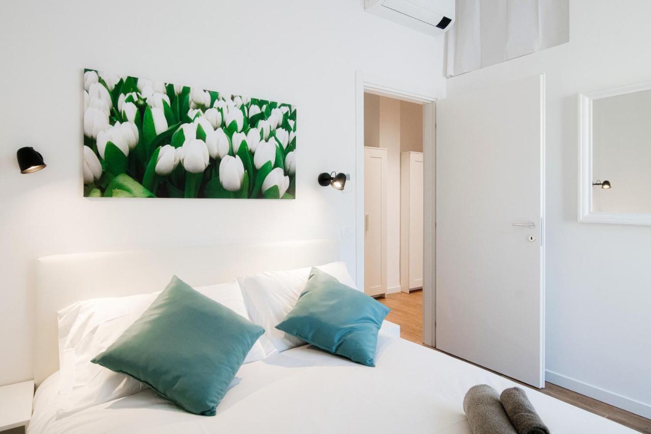 White Loft Como Central - The House Of Travelers Экстерьер фото