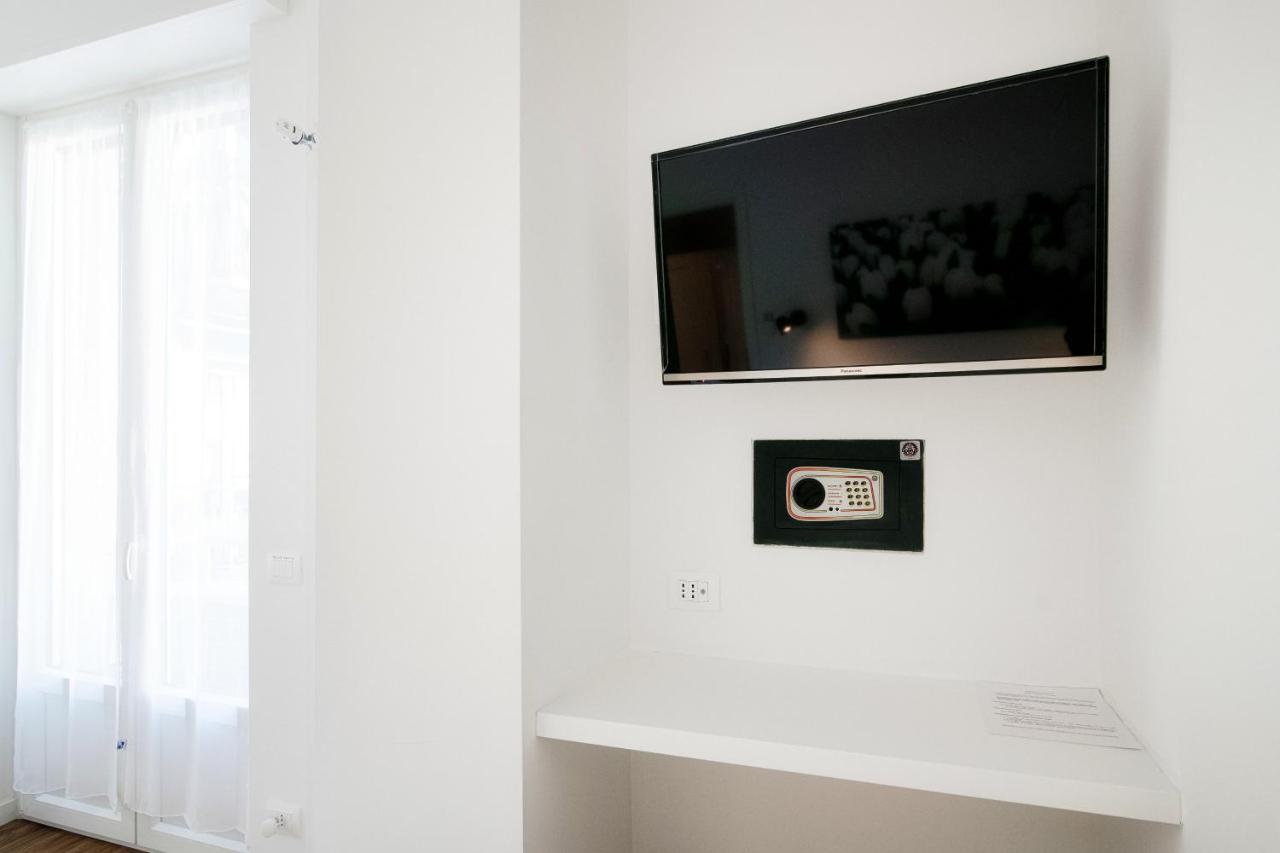 White Loft Como Central - The House Of Travelers Экстерьер фото