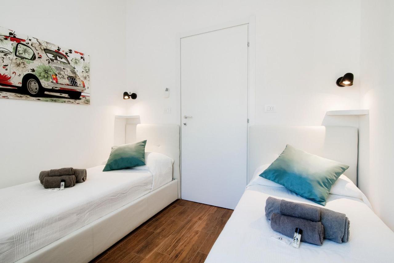 White Loft Como Central - The House Of Travelers Экстерьер фото
